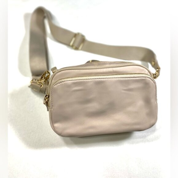 Small Shoulder Bag - Picture 5 of 15